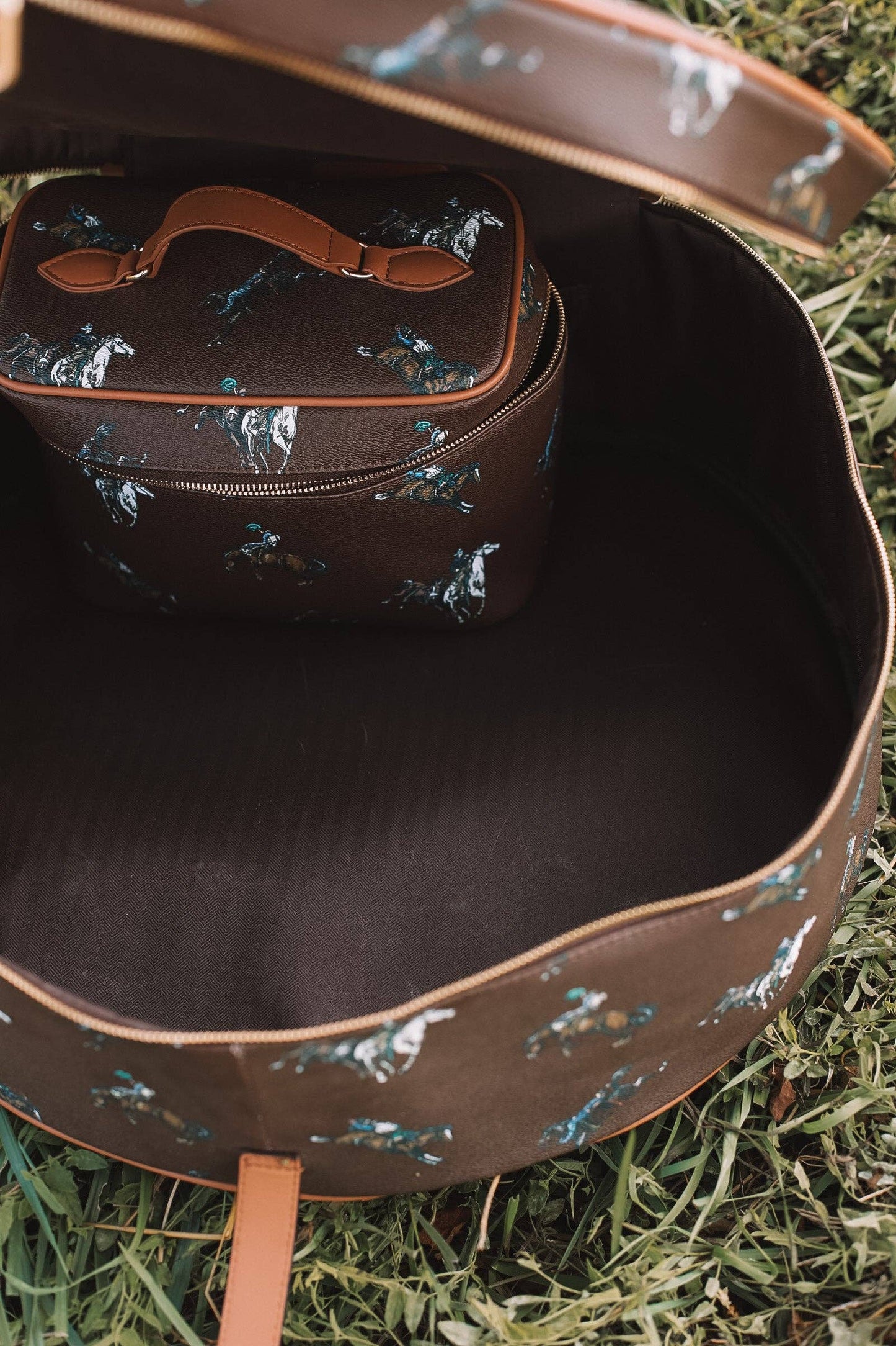 Bustin' Broncs Hat Box Luggage